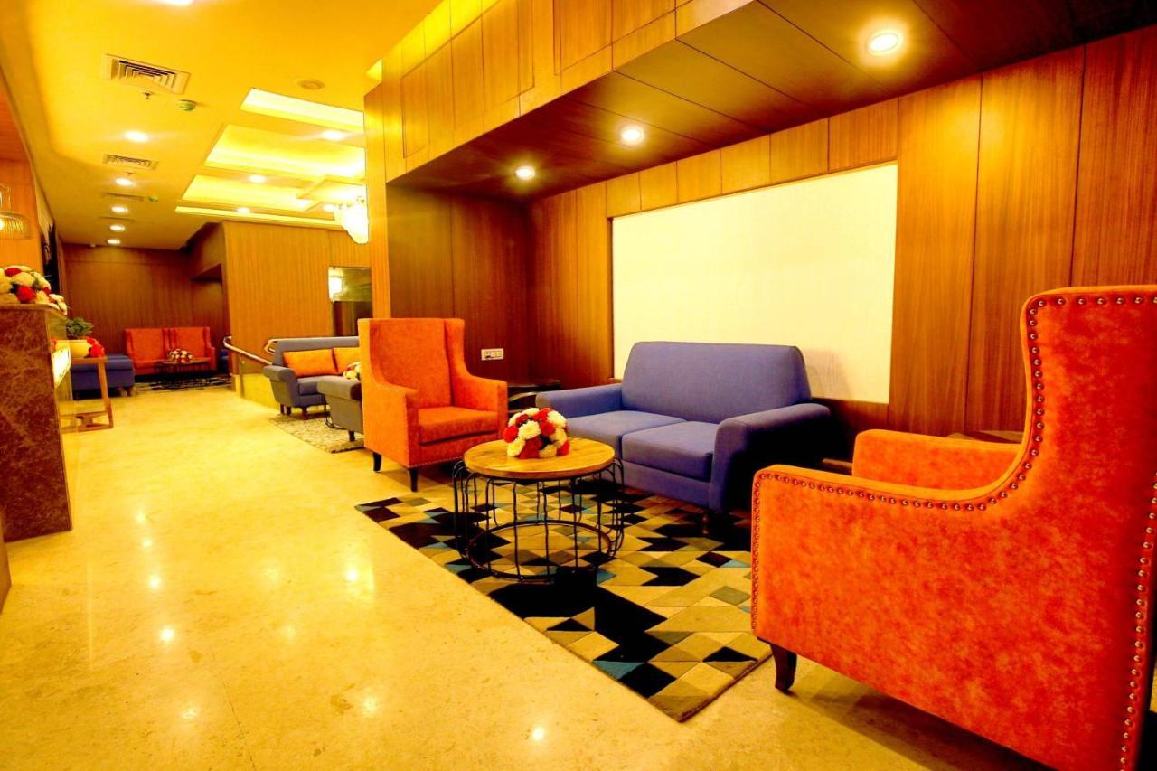 The Fern Residency Noida Hotel Exterior foto